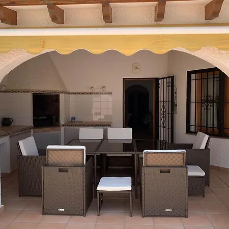 别墅 Aurora 6 佩戈